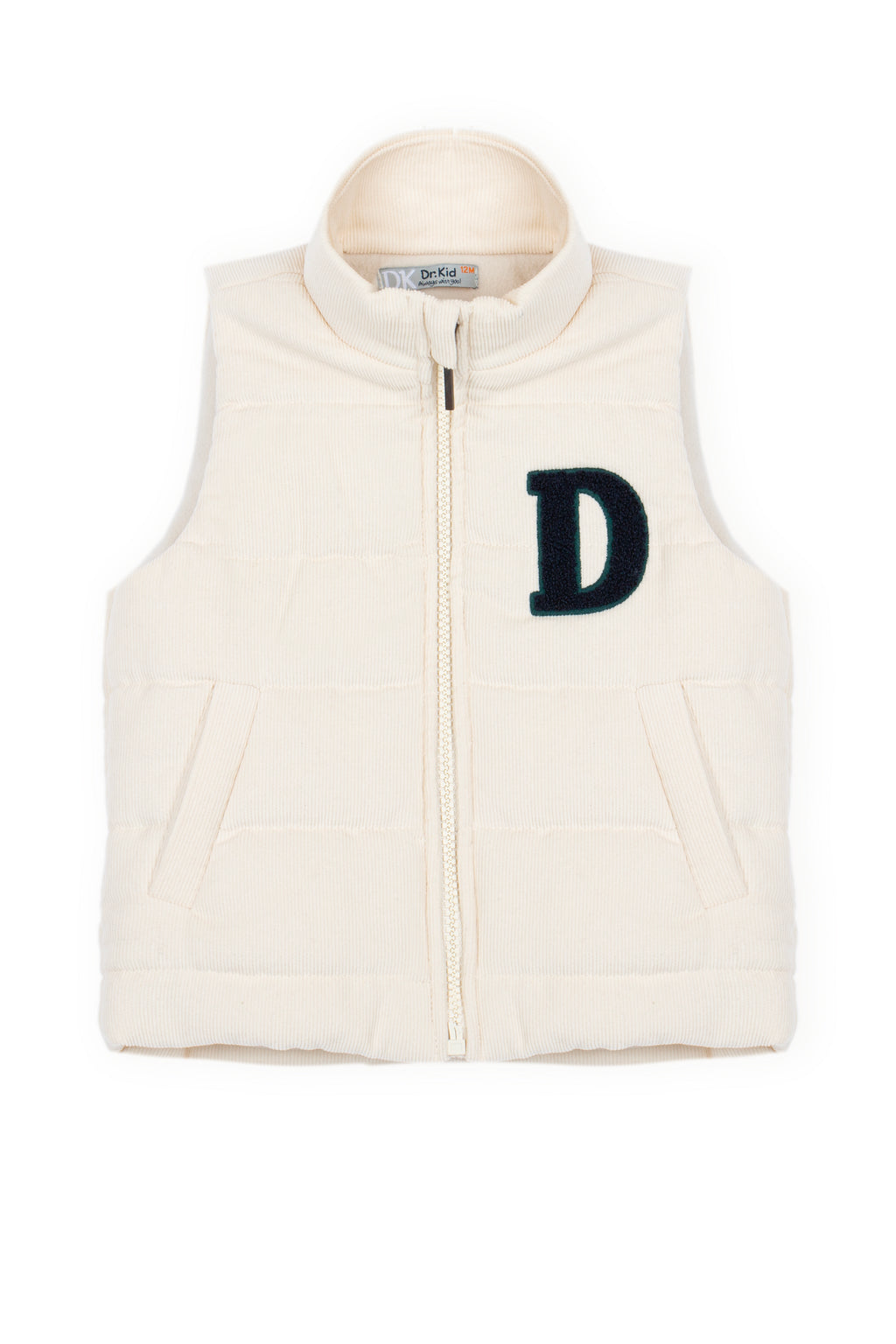Dr. Kid gewatteerde bodywarmer crème met chenille D-patch – voorkant, jongenskleding