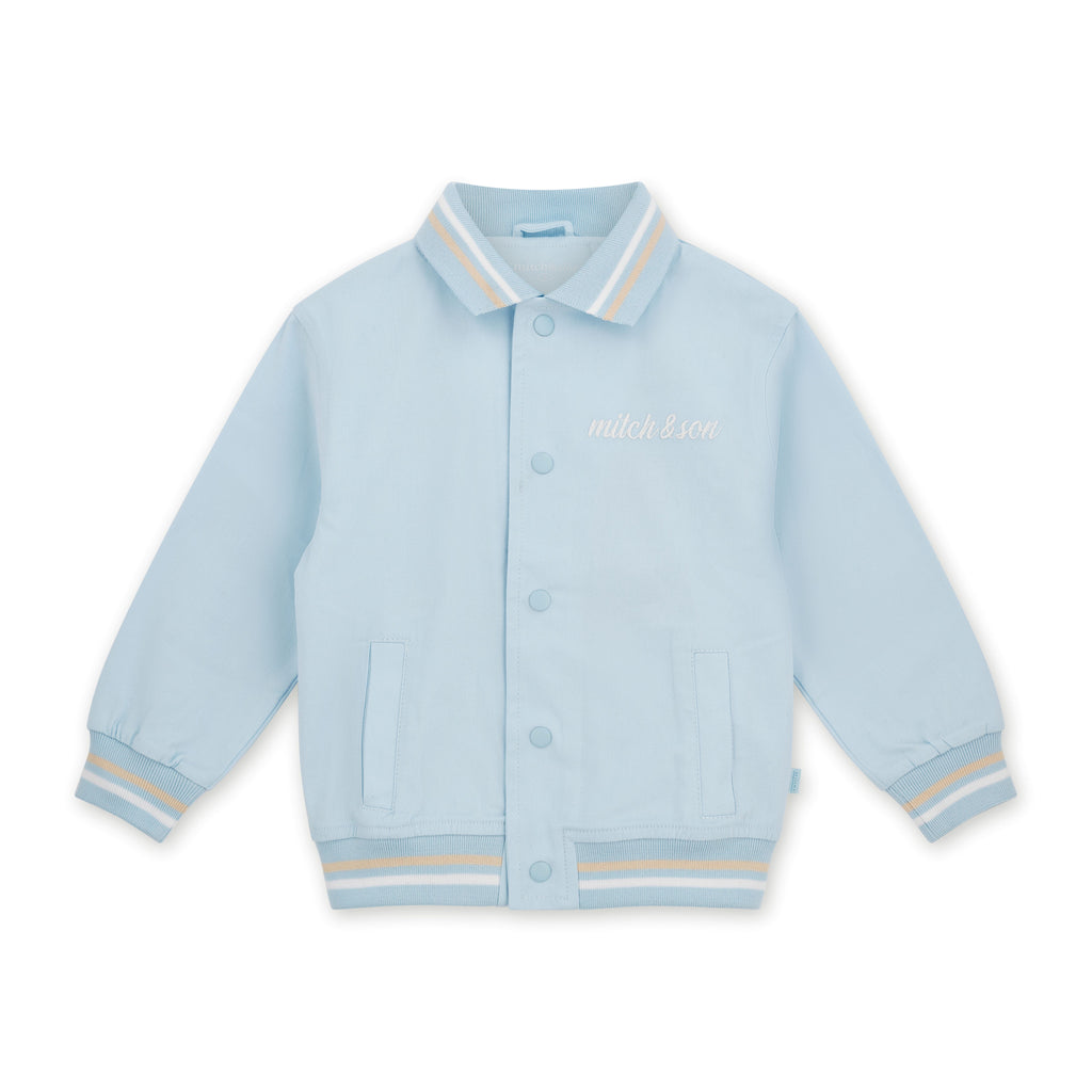 Lichtblauwe bomberjack van Mitch & Son met drukknopen, geborduurd logo en gestreepte kraag en manchetten, Country Club collectie