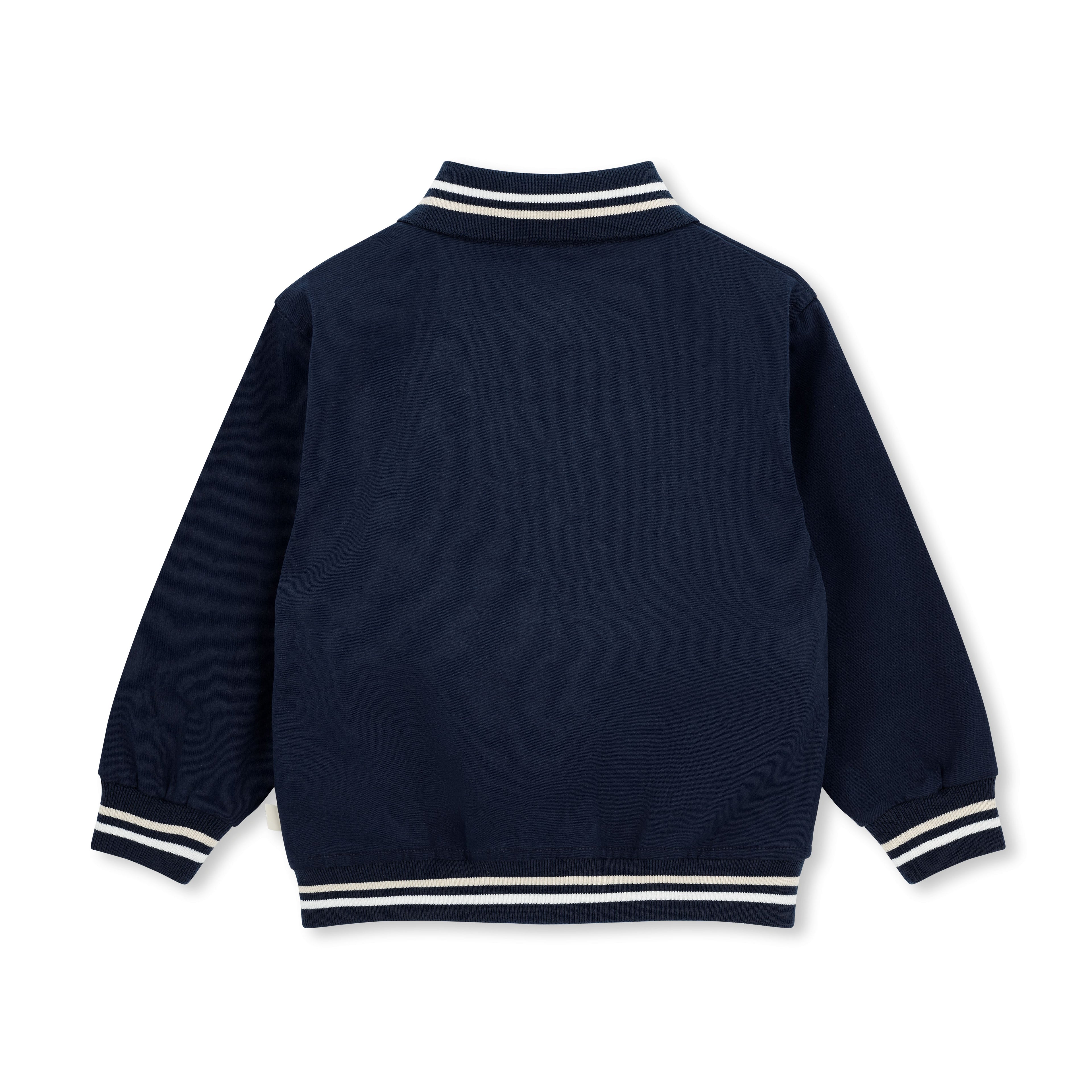 Achterkant navy blauwe bomberjack van Mitch & Son met gestreepte manchetten en zoom, Country Club collectie

