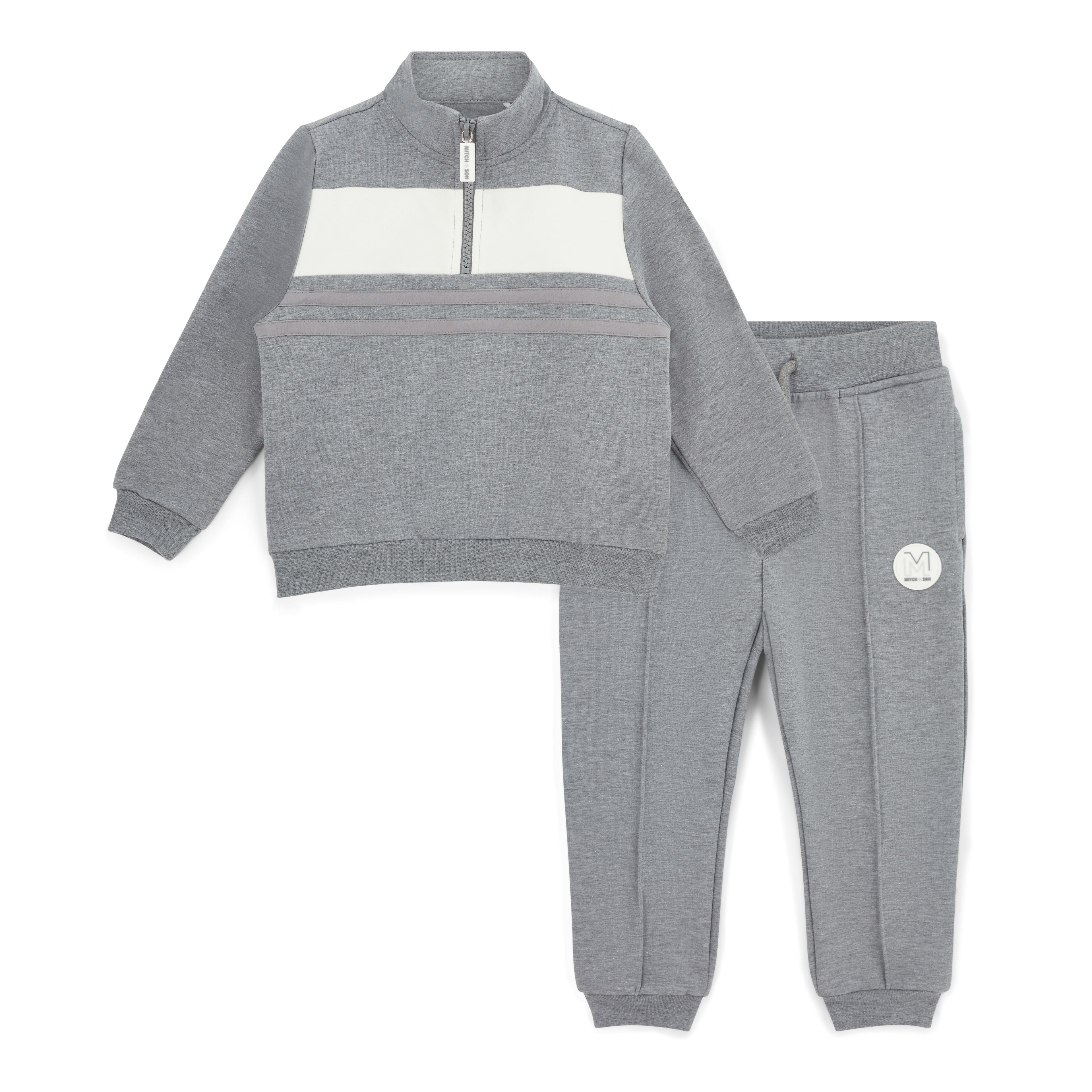 Grijze 2-delige joggingset van Mitch & Son, half-zip sweater met wit kleurblok en bijpassende joggingbroek met logo patch, art. MS26506